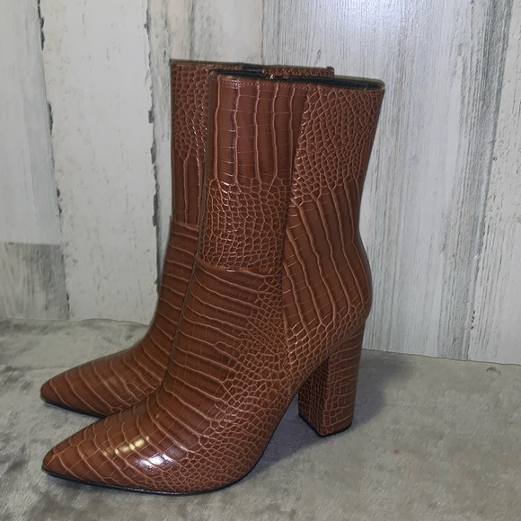 Lulus croc embossed GORGEOUS above ankle boots/booties NWOT! - Picture 4 of 8